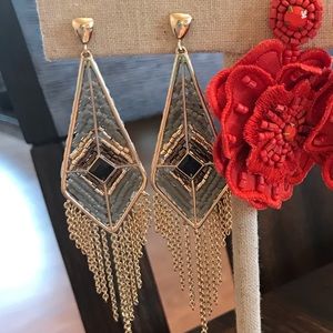 Stella & Dot Aiyana Fringe earrings